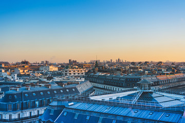 奔驰glc300有自动驾驶吗